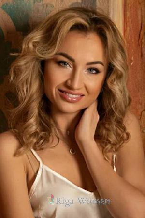 203096 - Elena Age: 34 - Ukraine