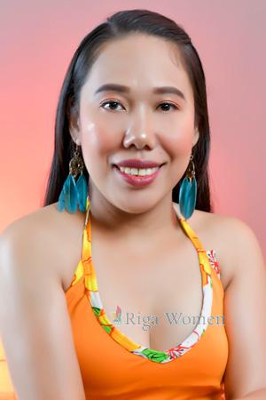 224172 - Liezl Age: 32 - Philippines