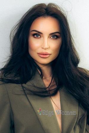 226470 - Yevheniia Age: 30 - Ukraine