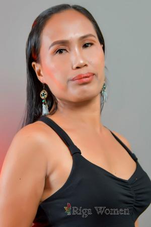 227135 - Rosalyn Age: 35 - Philippines