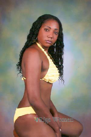 86595 - Yanila Age: 36 - Colombia